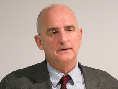 050Lesung-Roger-Cohen_mff_3E7A0064.jpg