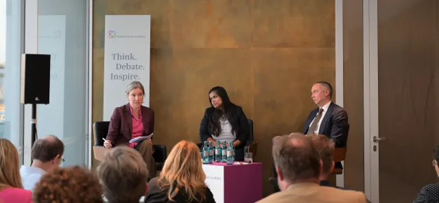 Debate @Academy w/ Ekaterina Schulmann Alexander Gabuev